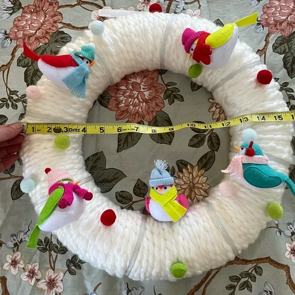 Target Winter Birds White Yarn Wreath - Picture 5 of 5